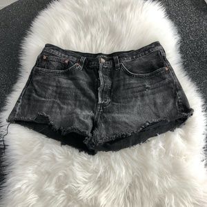 Denim Forum The Ex Boyfriend Short